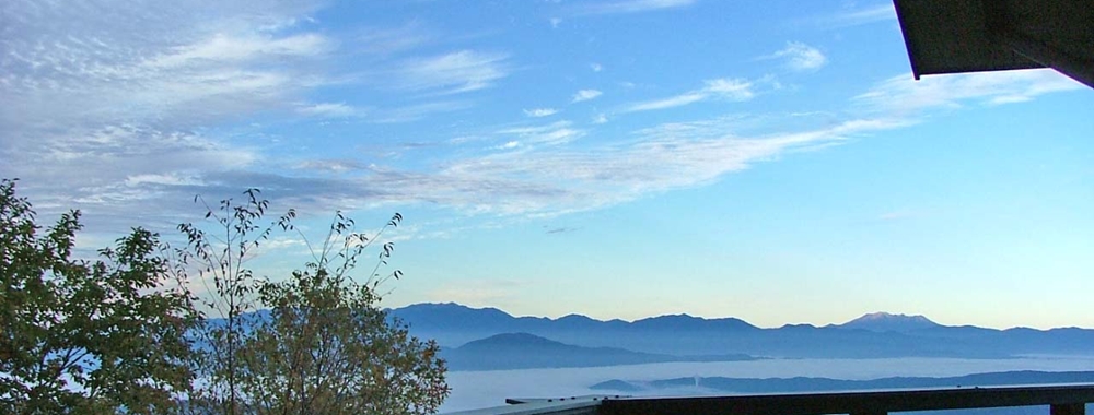 青空と緑と雲海